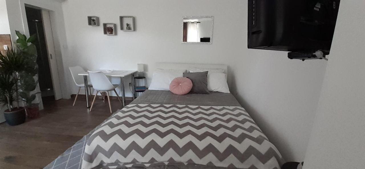 Studio Bianca - Studio With Terrace Near The Sea Sukosan Ngoại thất bức ảnh